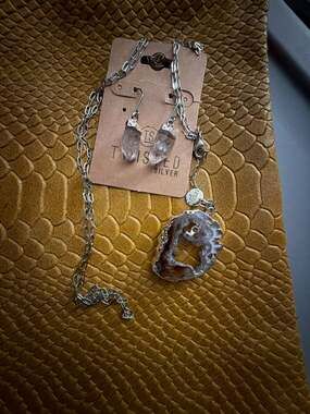 Twisted Silver Crystal Geode Slice Necklace And Earrings Set